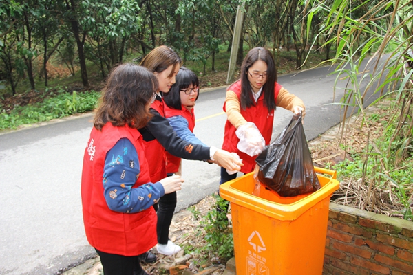 說明: http://m.barbarabessen.com/UploadFiles/Toutiao/201903/fb3b416183994f54b32c620096b18914.jpg